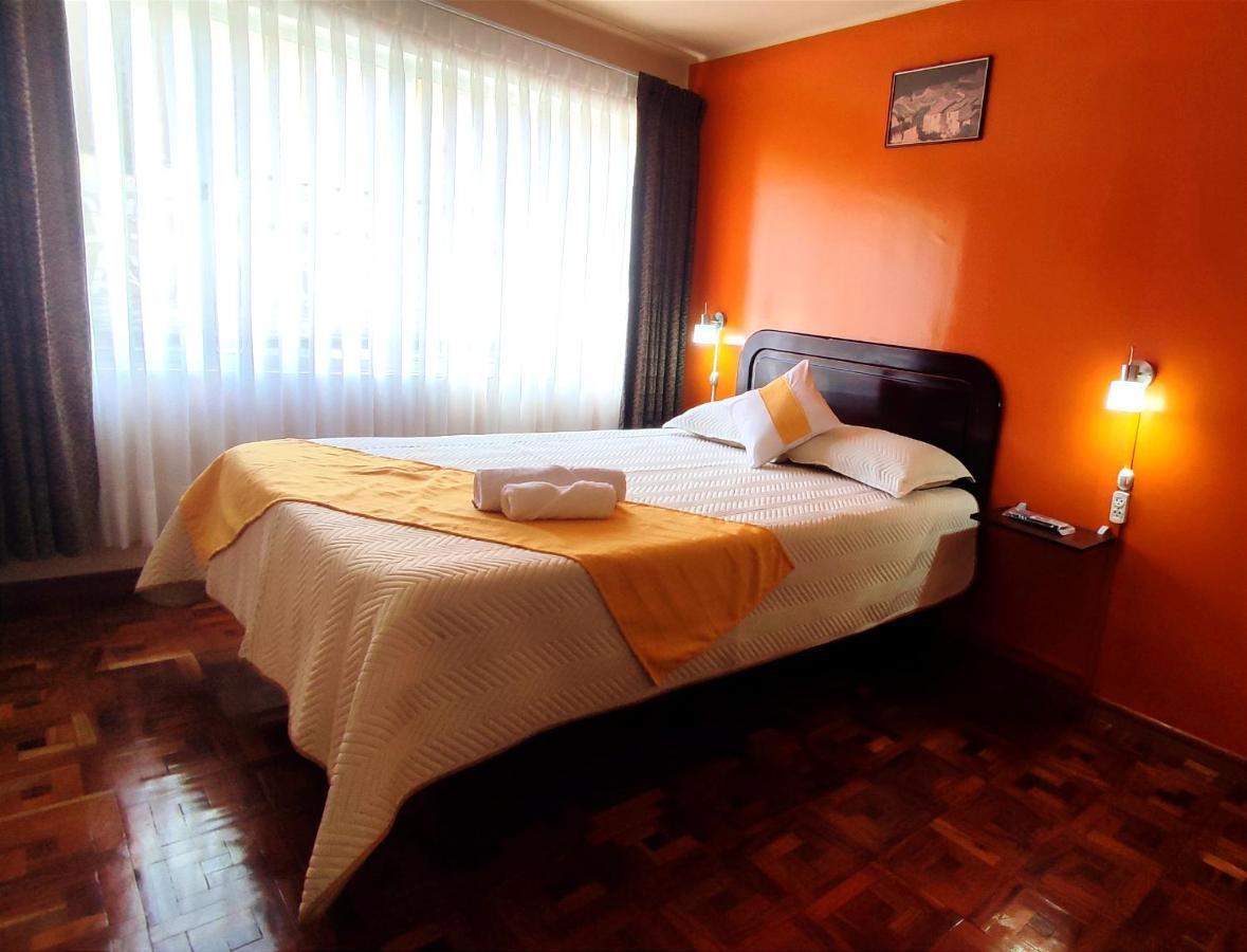 Hotel Express Ла Пас Екстериор снимка