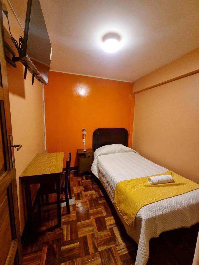 Hotel Express Ла Пас Екстериор снимка