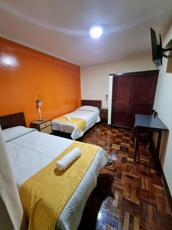 Hotel Express Ла Пас Екстериор снимка