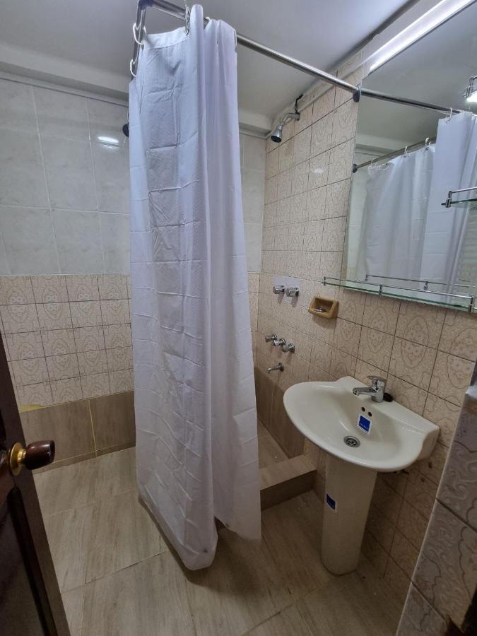 Hotel Express Ла Пас Екстериор снимка
