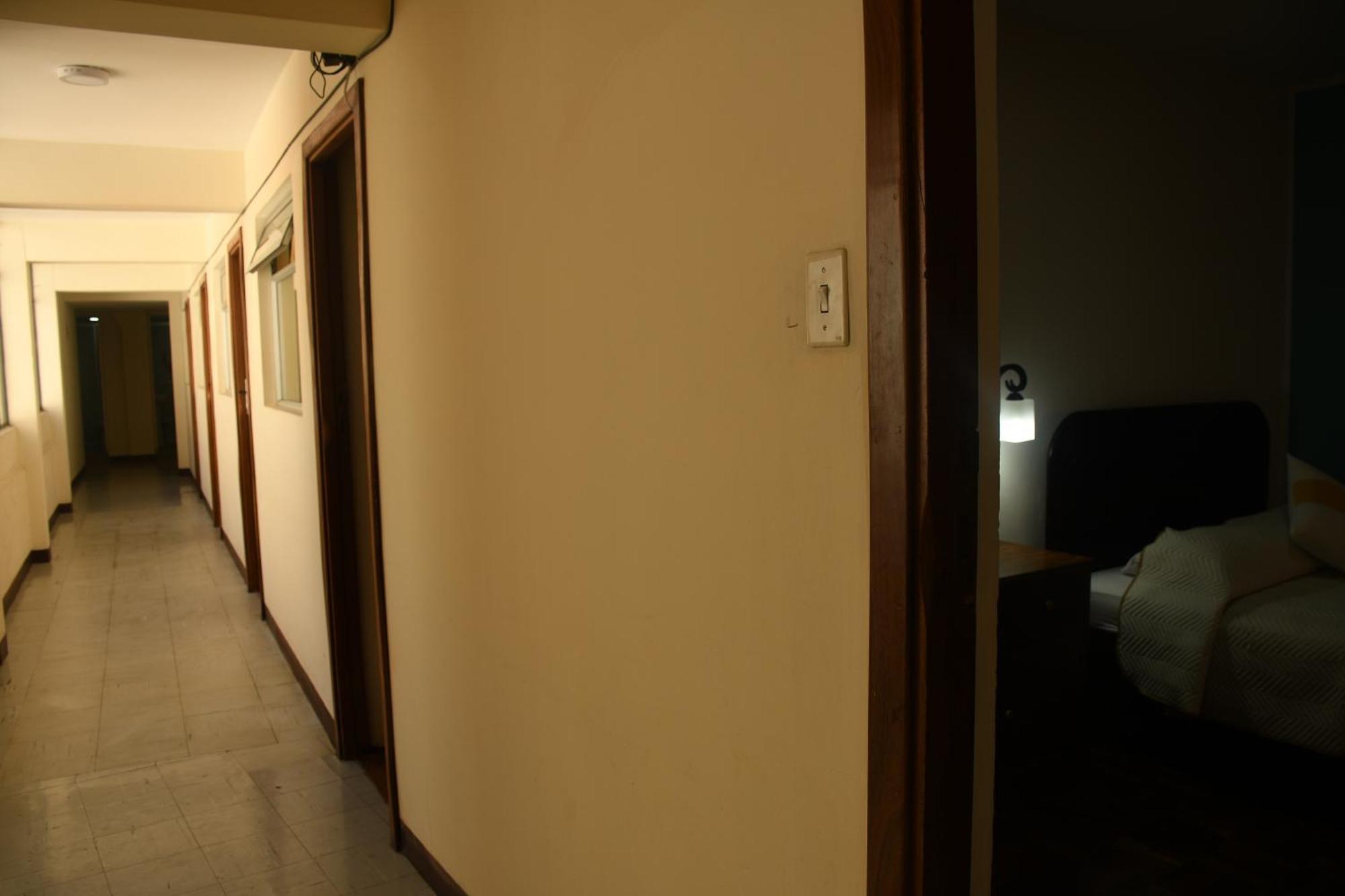 Hotel Express Ла Пас Екстериор снимка