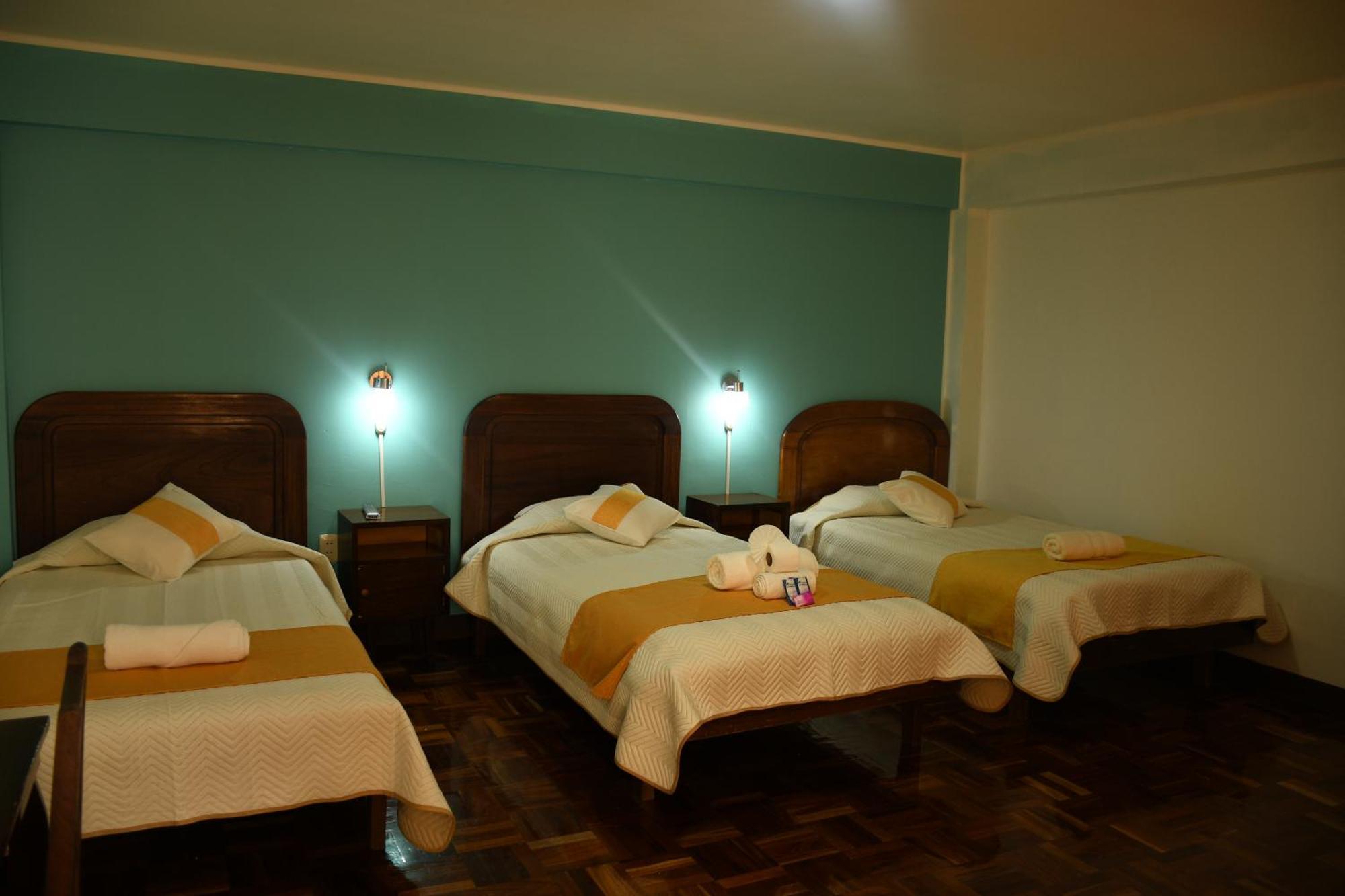 Hotel Express Ла Пас Екстериор снимка